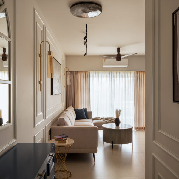 Ivory hall 1 600x600